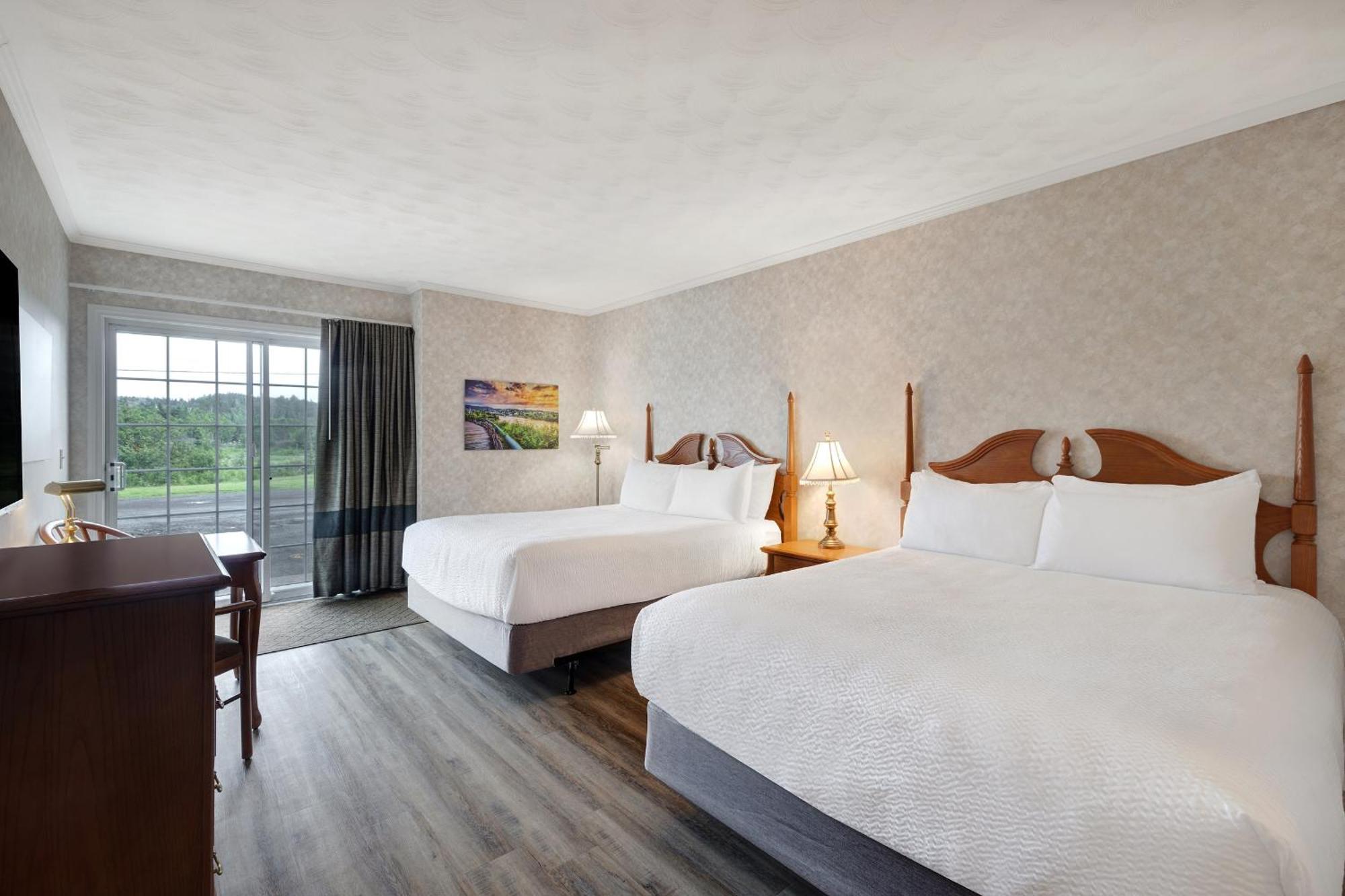Days Inn By Wyndham Edmundston Dış mekan fotoğraf