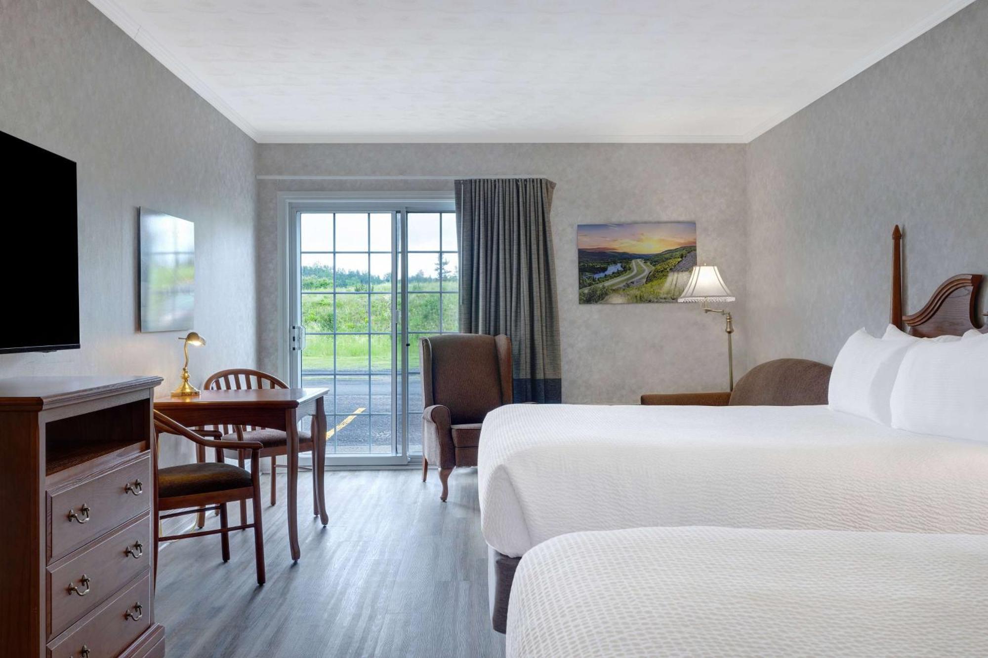 Days Inn By Wyndham Edmundston Dış mekan fotoğraf